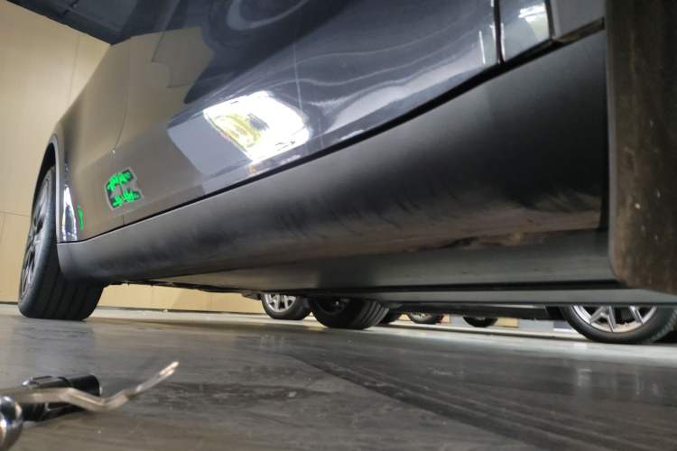 Used Tesla Model Y 2024 Rear-Wheel-Drive Version