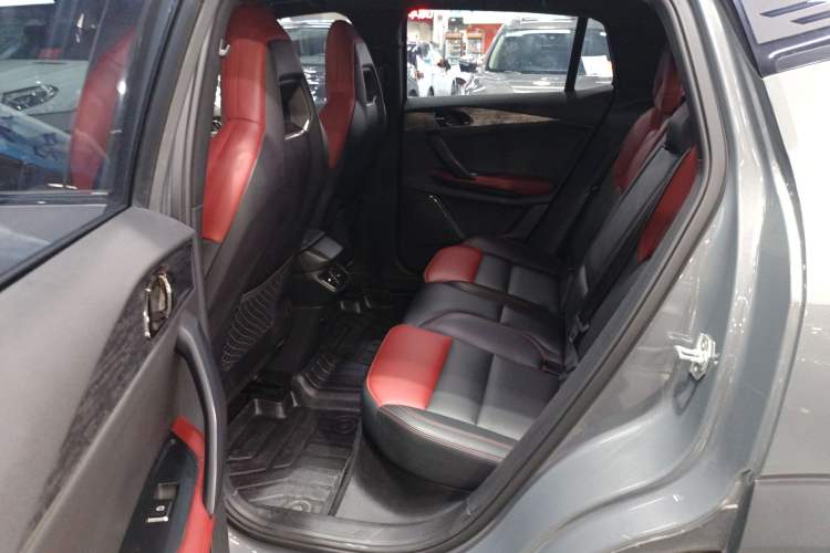 Used Lynk & Co 06 2020 1.5T JinPro model
