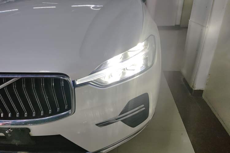 Used Volvo XC60 2024 B5 4x4 Smart Luxury Edition