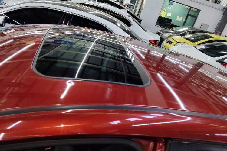 Used Nissan Tiida 2016 1.6L CVT Cool Dynamic Edition