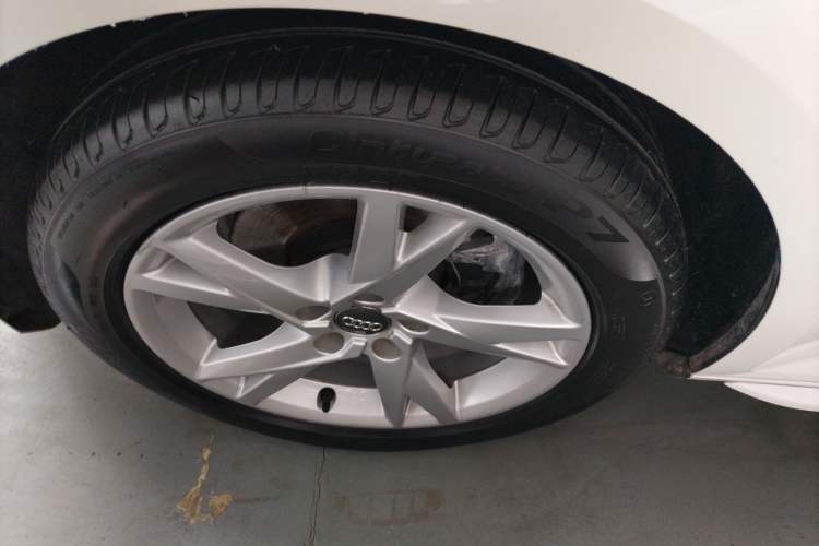 Used Audi A4L 2018 30th Anniversary Edition 40 TFSI Trendy Model