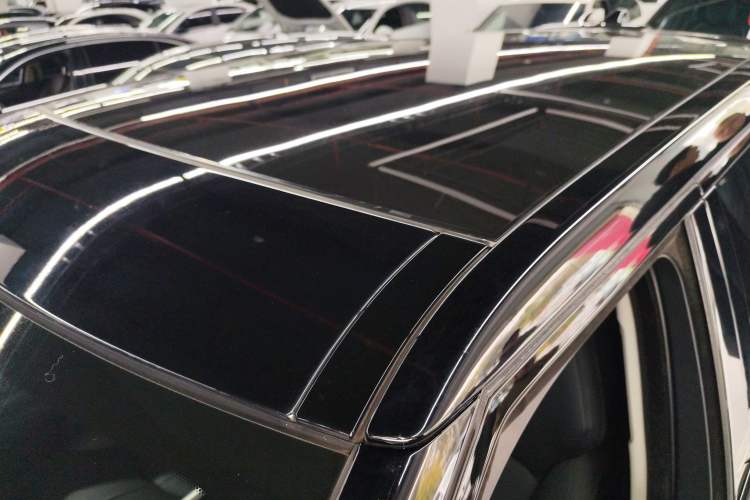 Used Land Rover Range Rover Evoque 2018 240 PS SE Smart Brilliance Edition
