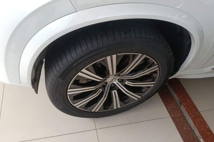 Used Volvo XC90 2021 B5 SmartDrive Luxury Edition 5-seater
