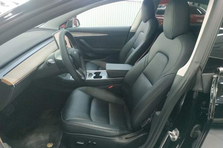 Used Tesla Model 3 2022 Rear-Wheel-Drive Version
