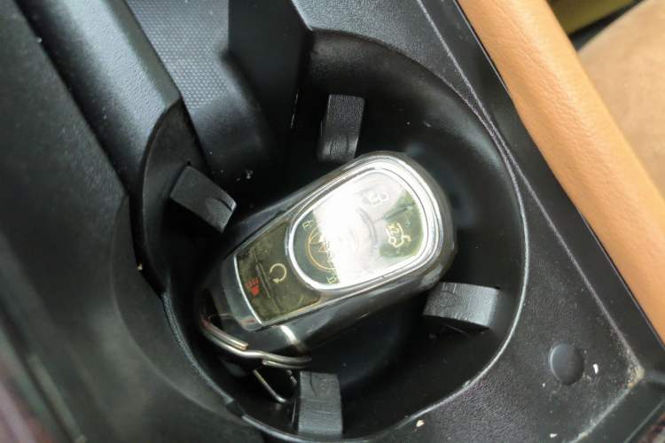 Used Buick LaCrosse 2016 20T Luxury Model
