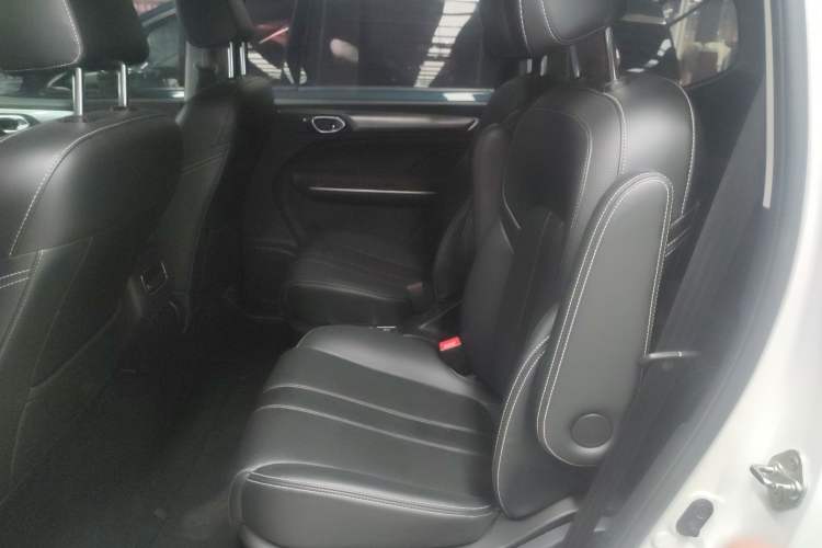 Used GAC Trumpchi M6 2021 270T DCT Luxury Edition (7 Seats)
