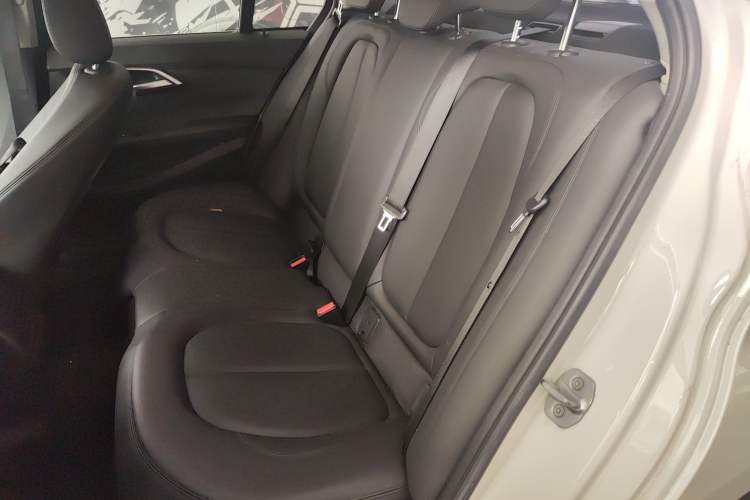 Used BMW 1 Series 2019 118i Fashion Model
