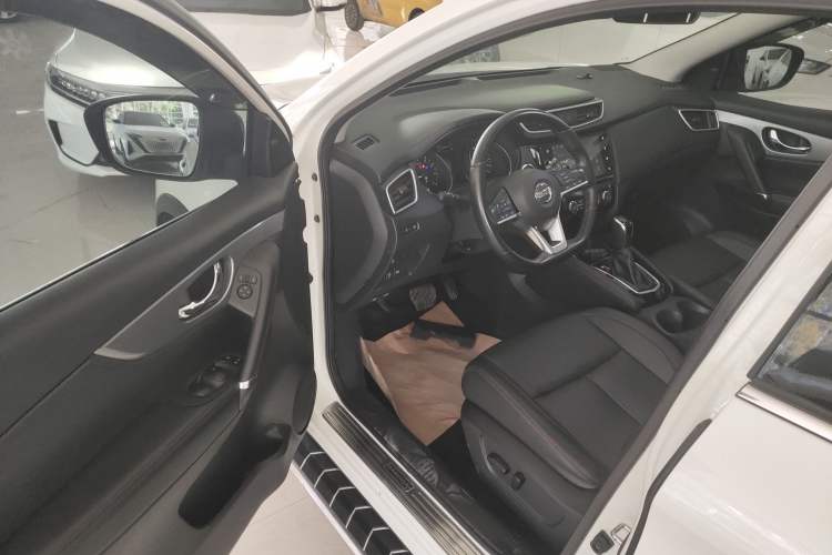 Used Nissan Qashqai 2022 2.0L CVT XV Premier Luxury Edition