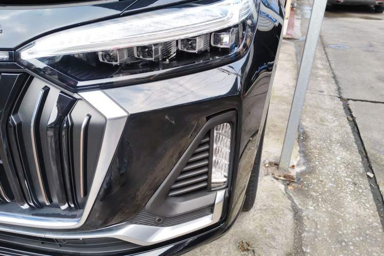 Used  Lanyue 2023 400T Four-Wheel Drive Star Prestige 7-Seater
