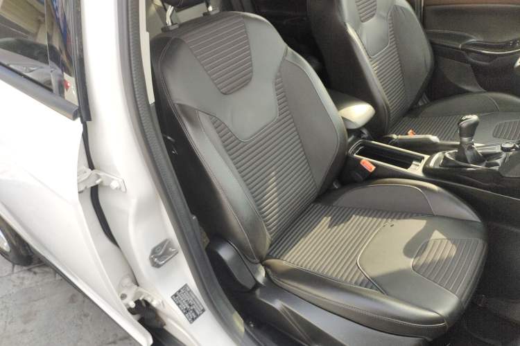 Used Ford Focus 2017 Hatchback 1.6L Manual Fashion Edition SmartDrive Version