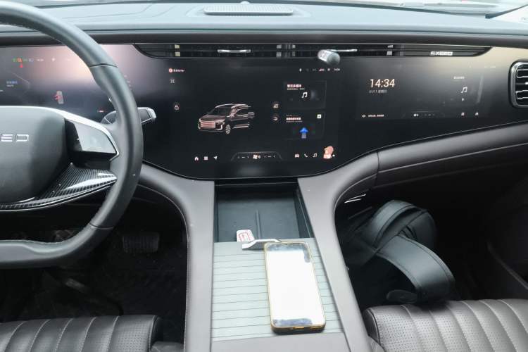 Used  Lanyue 2025 400T Two-Wheel Drive Starlight Edition 7 Seats
