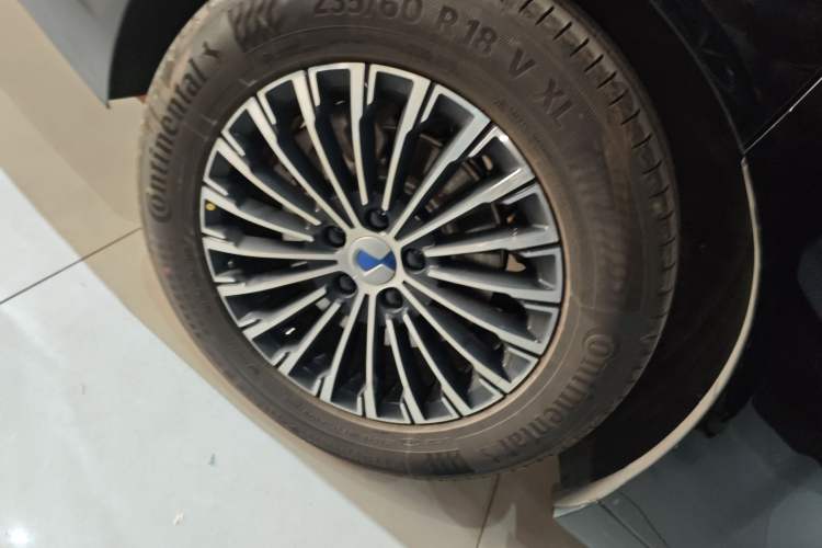 Used Denza D9 2022 DM-i 970 Four-Wheel Drive Flagship Model