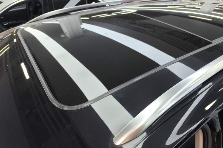 Used Volkswagen Tiguan L 2017 330TSI Automatic Two-Wheel Drive Flagship Edition
