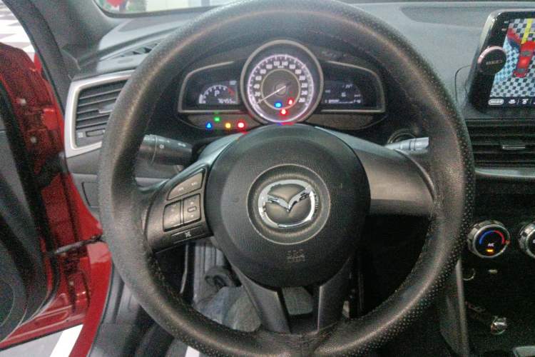 Used Mazda CX-4 2016 2.0L Automatic 2WD Blue Sky Dynamic Edition
