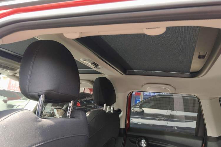 Used  MINI 2016 1.5T COOPER Five-Door Edition
