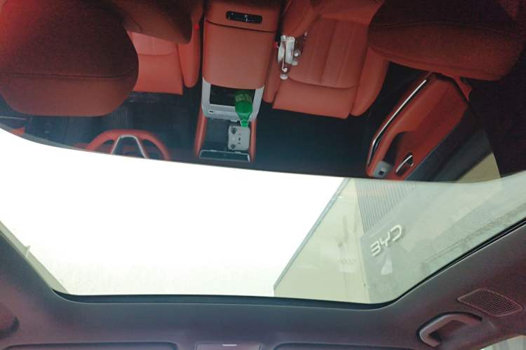 Used BYD Tang L 2025 DM 175KM Drone Player Edition
