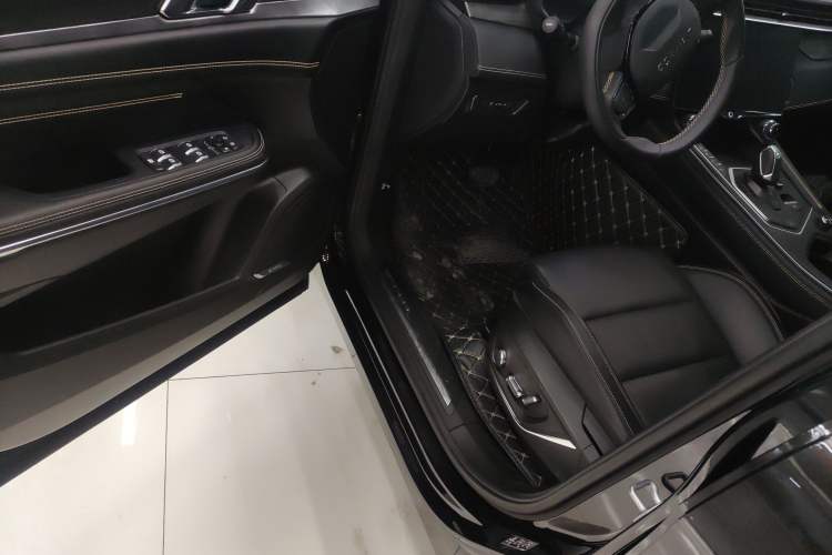 Used Lynk & Co 01 2023 2.0TD Two-Wheel Drive Pro Trim
