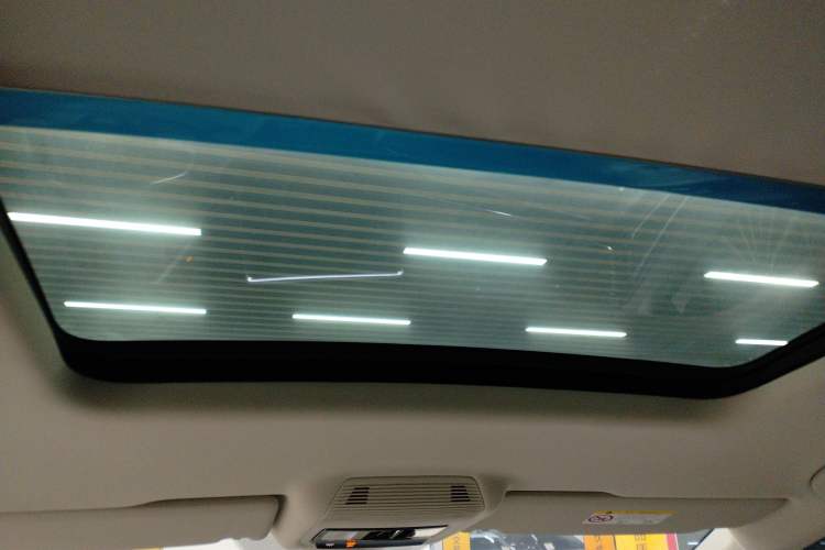 Used Volkswagen Viloran 2022 380TSI Prestige Edition
