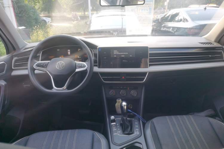 Used Volkswagen Tiguan L 2022 330TSI Automatic Two-Wheel Drive Comfort Edition
