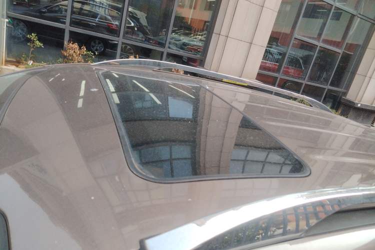 Used Kia Sportage R 2014 2.0L Automatic Two-Wheel Drive GLS Trim
