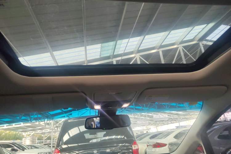 Used Honda Elysion 2016 2.4L Supreme Edition
