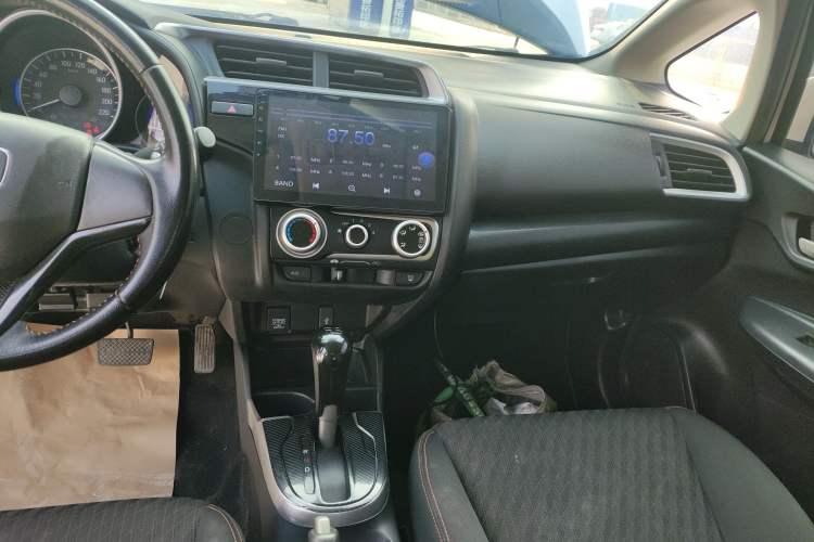 Used Honda Fit 2018 1.5L CVT Trendy Run+ Edition