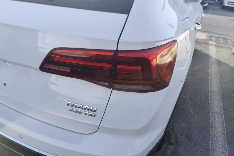 Used Volkswagen Tharu 2019 330TSI Four-Wheel Drive Luxury Edition China VI Standard
