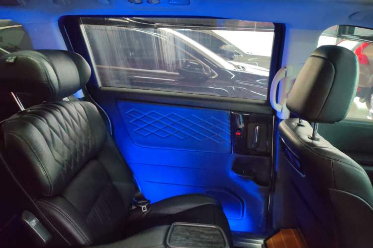 Used Honda Elysion 2019 2.0L Hybrid Supreme Edition
