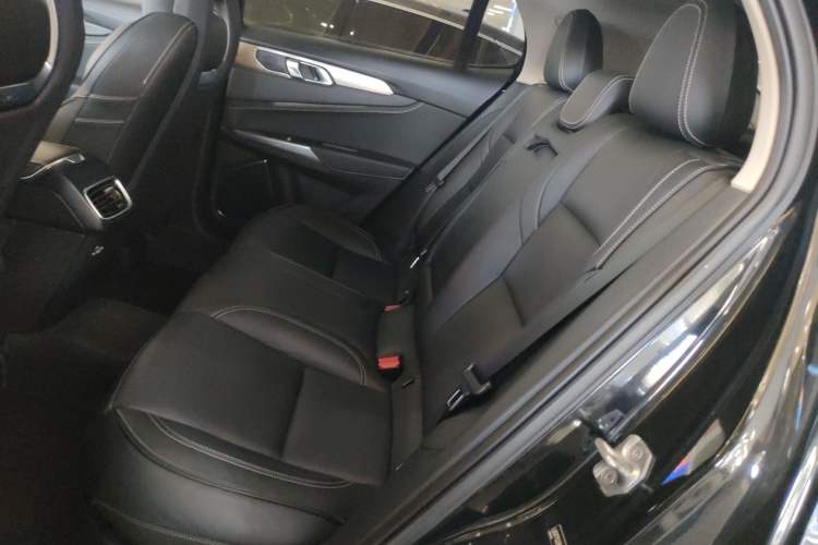 Used Lynk & Co 01 2017 2.0T Two-Wheel Drive Pro Edition
