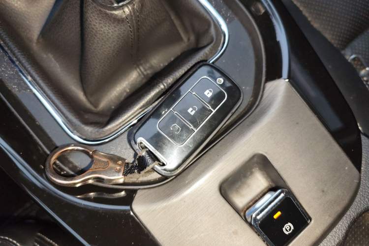 Used Dongfeng Fengon S560 2018 1.8L Manual Luxury 7-Seater
