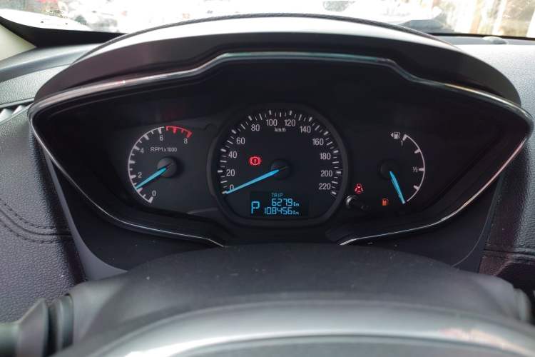 Used Ford Escort 2015 1.5L Automatic Fashion Model
