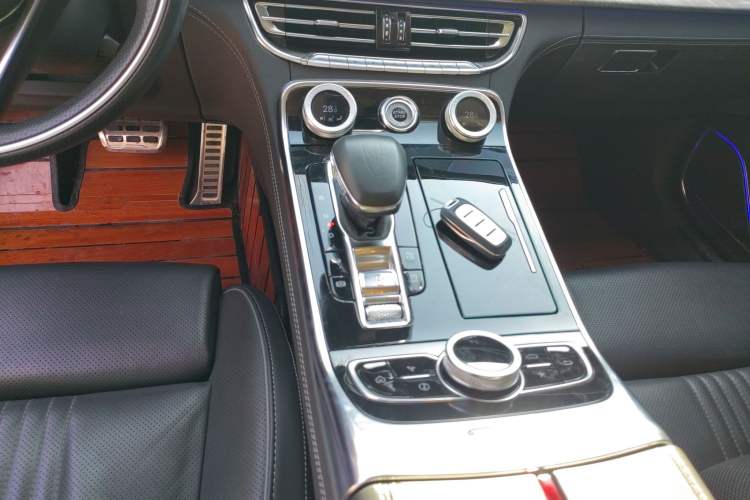 Used Hongqi H9 2020 2.0T Smart Connect Flagship Edition
