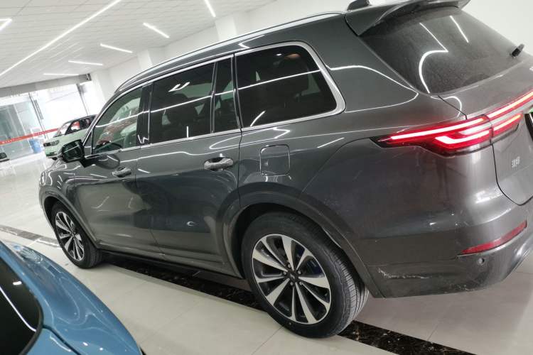 Used Li Auto ONE 2020 Extended-Range 6-Seater Version
