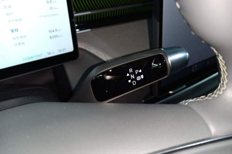 Used XPeng G6 2025 625 Long-Range Max Flagship Edition
