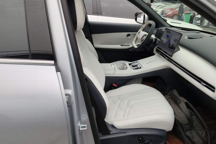 Used  Galaxy Xingjian 7 EM-i 2025 120km Exploration+ Version