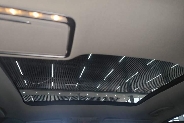 Used Mercedes-Benz C-Class 2015 C 200 L Sport Edition
