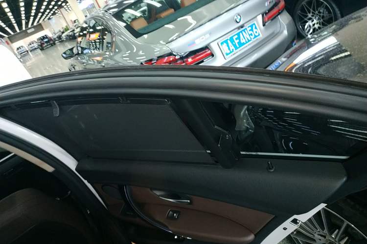 Used BMW 3 Series 2019 320Li Fashion Model
