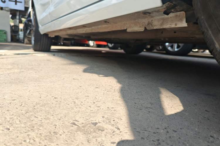 Used Dongfeng Aeolus Yixuan MAX 2023 1.5T Ultra-Stylish Trendsetting Dad Edition
