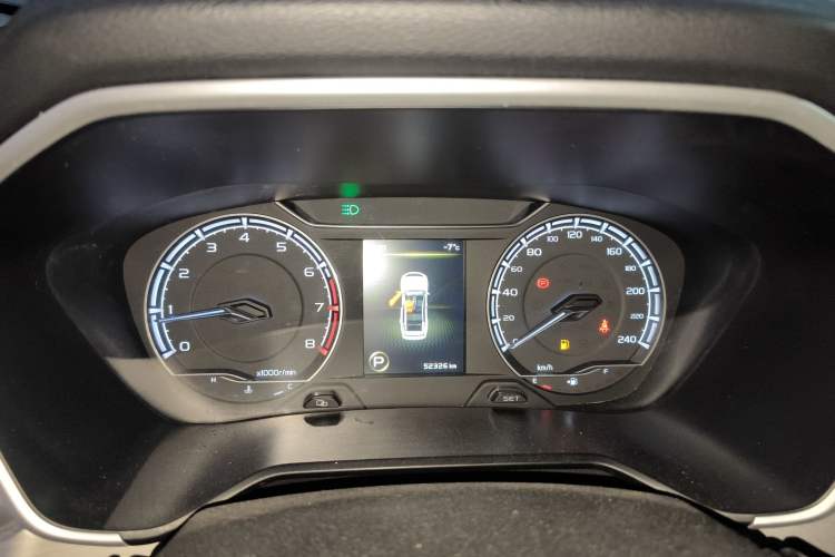 Used Geely Auto Vision X6 2020 1.4T CVT Luxury Edition
