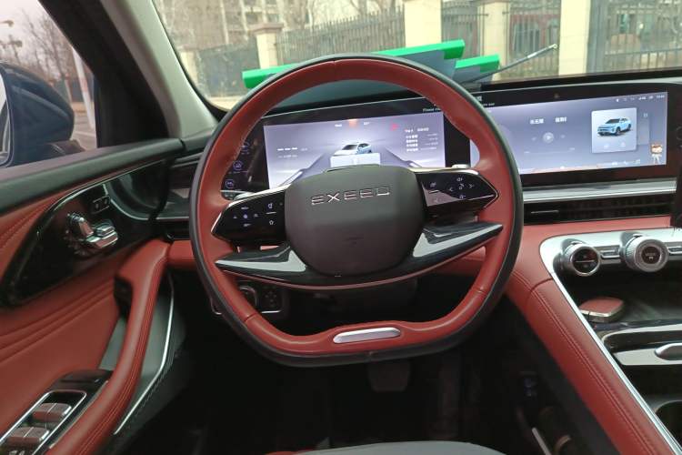 Used  Stellar 2023 400T Four-Wheel Drive Deluxe Edition