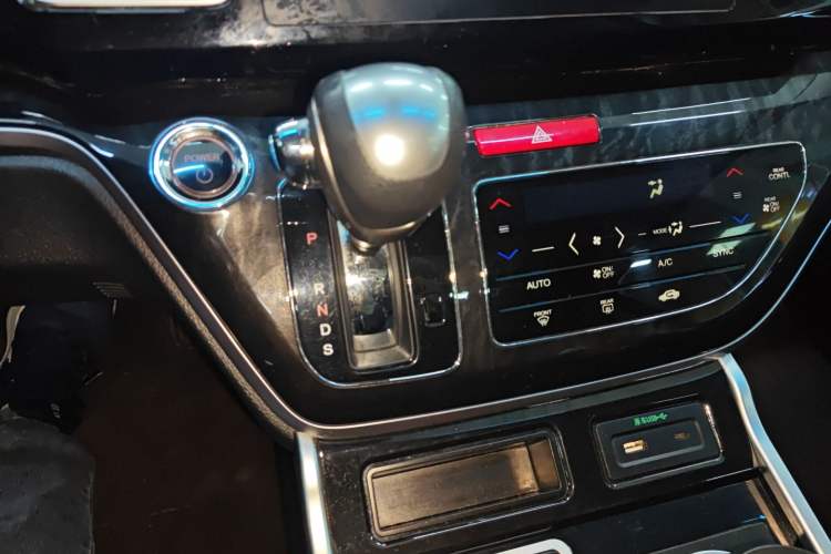 Used Honda Elysion 2019 2.0L Hybrid Luxury Edition
