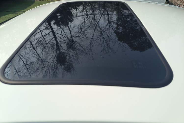 Used Hyundai Verna (older generation) 2014 1.4L Automatic Leading-Edge GLX