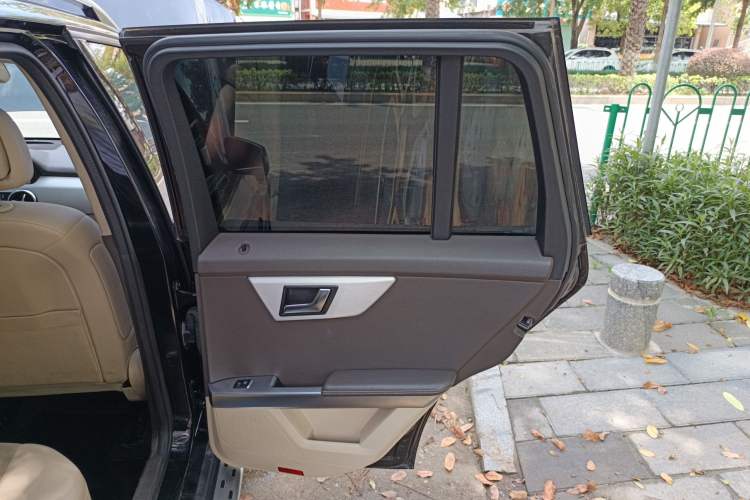 Used Mercedes-Benz GLK-Class 2015 GLK 300 4MATIC Fashion Edition Ultimate Version