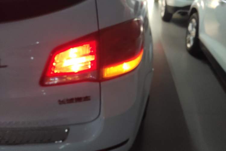 Used Haval H6 2016 Upgraded Model 1.5T Manual Two-Wheel Drive Urban Version