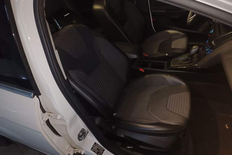 Used Ford Focus 2015 Sedan EcoBoost 180 Automatic Elite Model