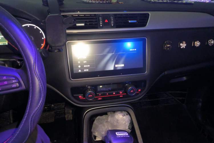 Used Qoros 5 2018 Revised 1.6T Automatic Luxury Version
