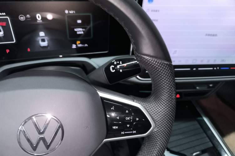 Used Volkswagen Magotan 2024 380TSI DSG Prestige Edition DaMai Package