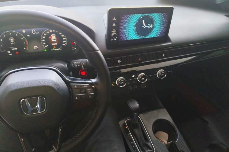 Used Honda Civic 2022 240TURBO CVT Dynamic Edition