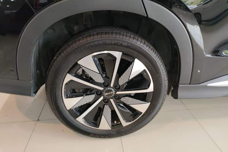 Used BYD Song PLUS New Energy 2025 DM-i 112KM Prestige Model