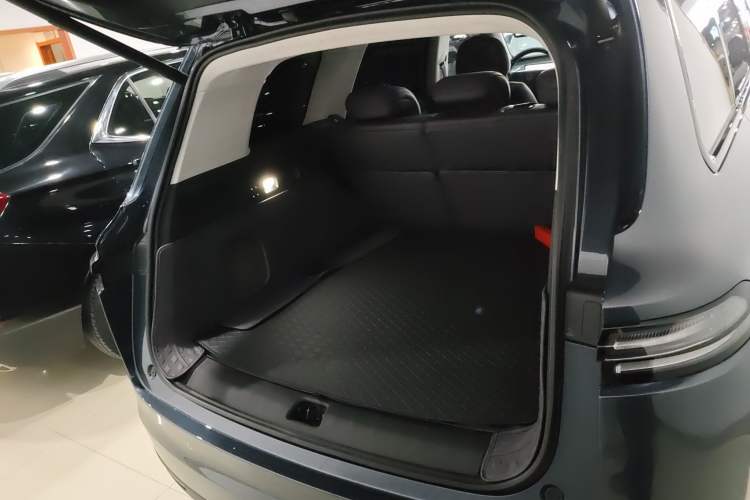 Used Leapmotor C16 2026 Extended-Range 280 LiDAR Zhizun Edition 5 Seats